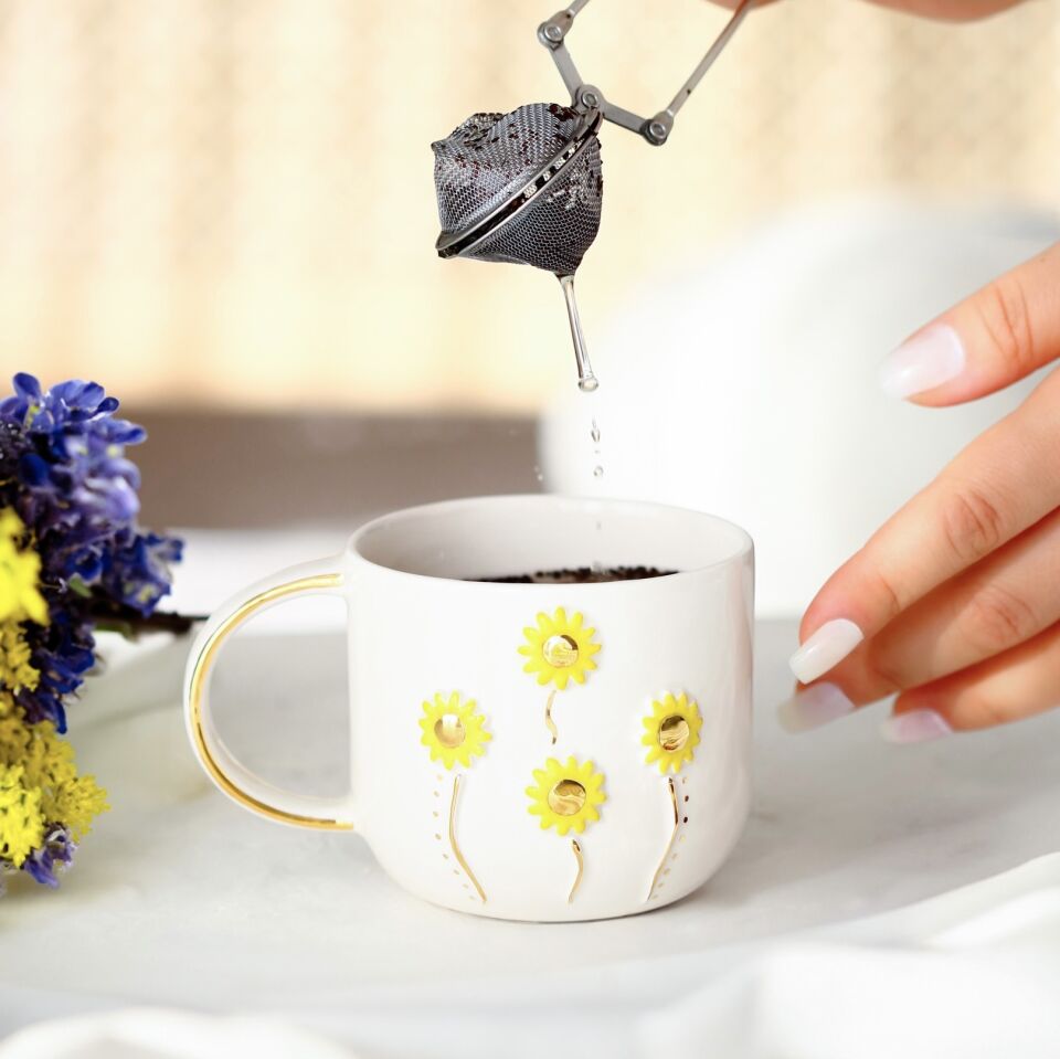 Sarı Papatyalar Mug, El Yapımı Papatyalı Kupa