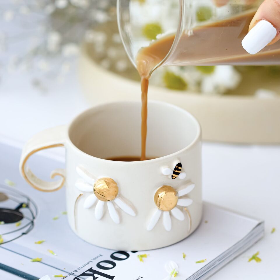 White Daisy Mug, El Yapımı Papatyalı Kupa