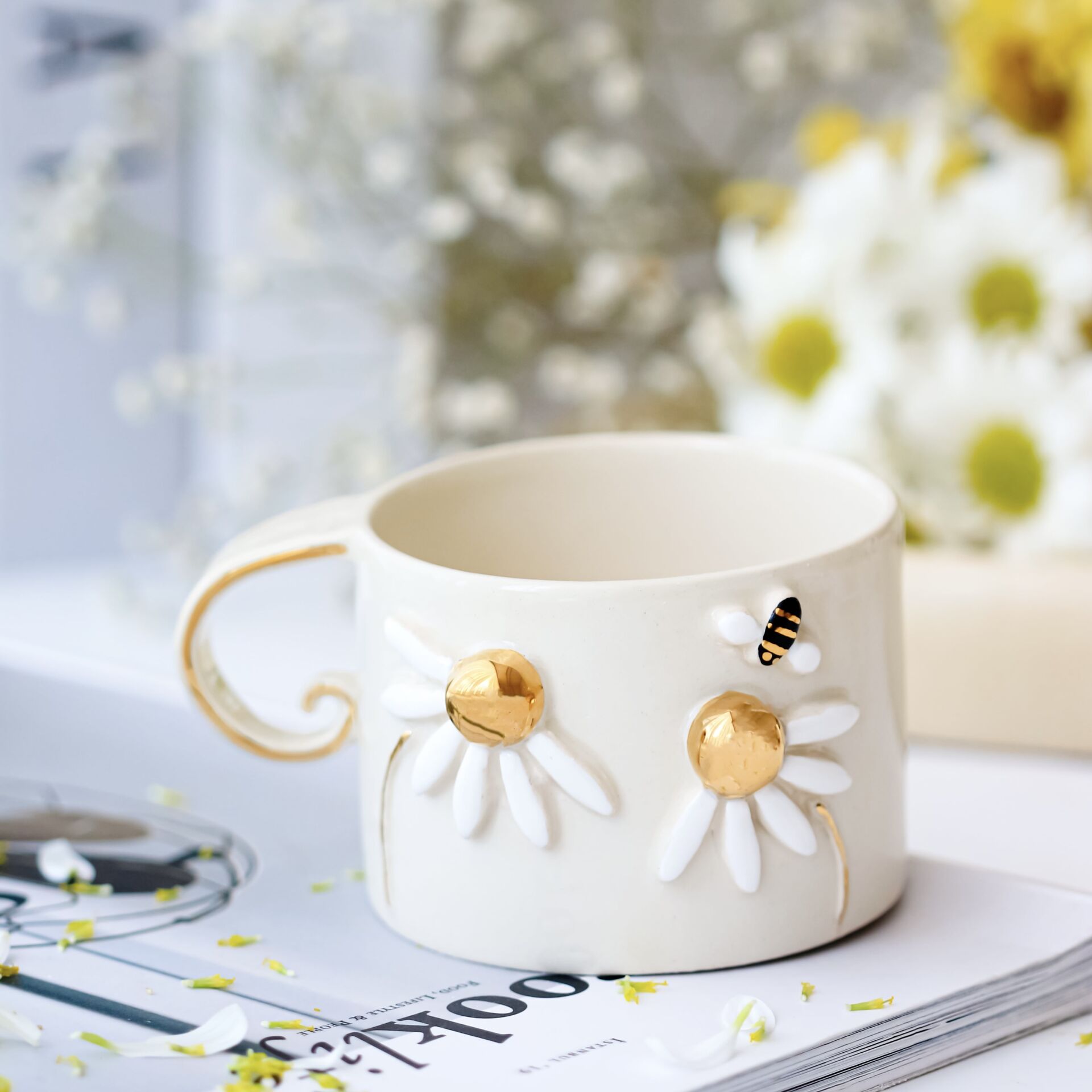 White Daisy Mug, El Yapımı Papatyalı Kupa